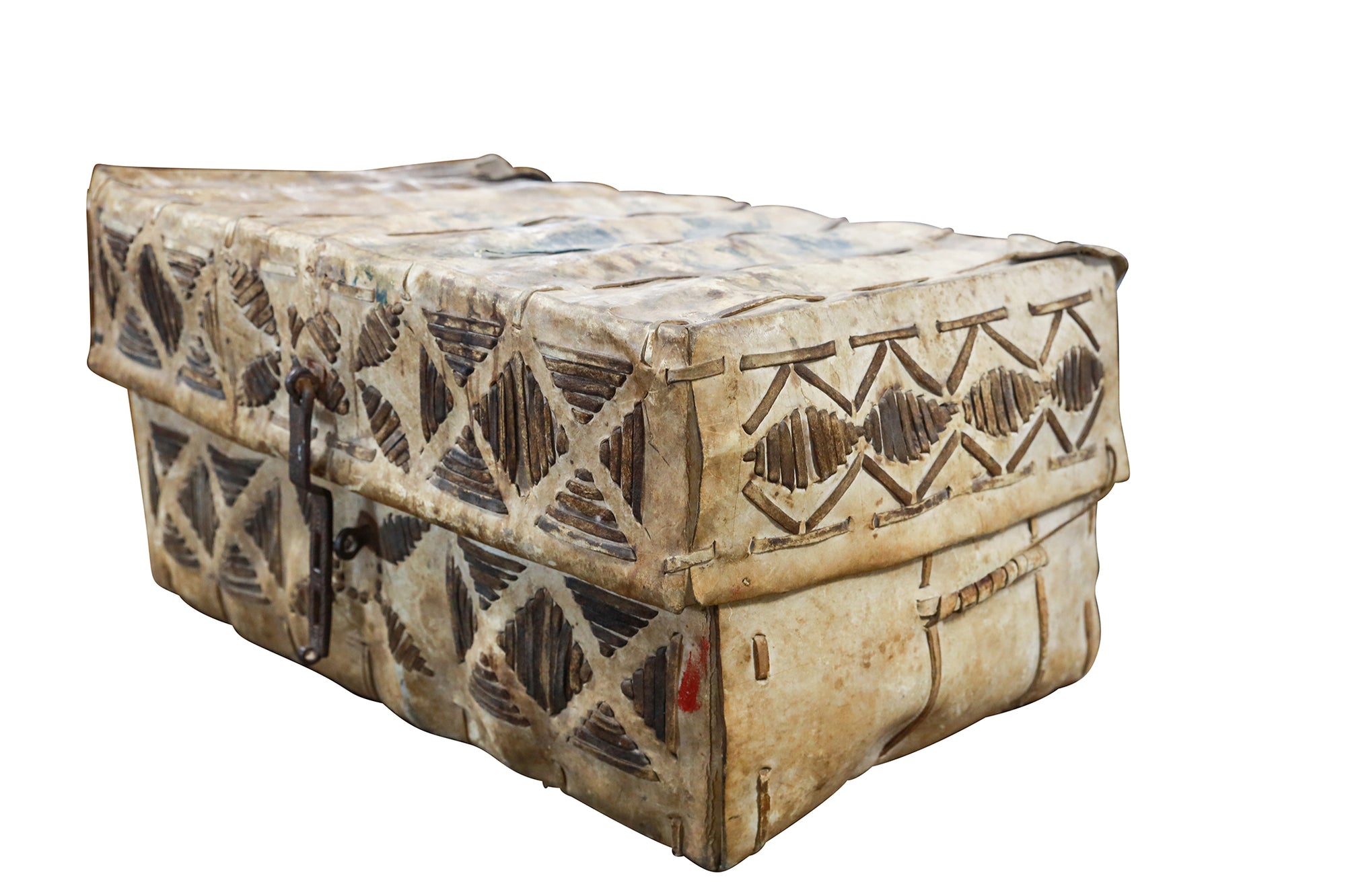 Argentinian Extra Large Hide Trunk | Architectural Artifacts, Inc.