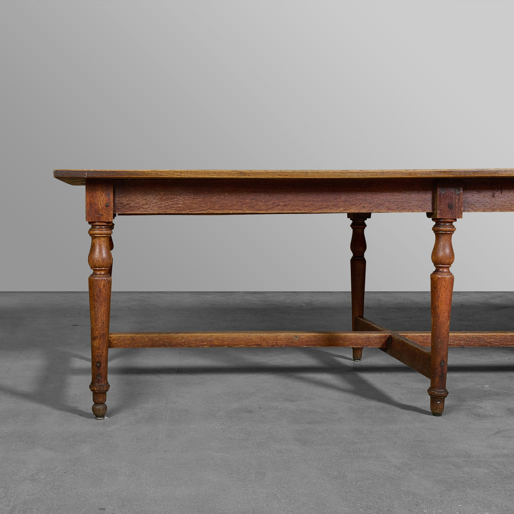 Eight Leg Tailor's Table
